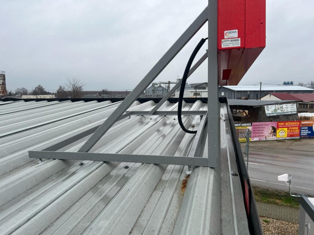 revitalizacia-nateru-zvislych-a-vodorovnych-konstrukcii-a-poklopov-domovych-sacht-a-potrubnych-rozvodov-jednotlivych-produktov-phm-cerpacia-stanica-orlen-most-pri-bratislave-obr4-progresstrade-sk