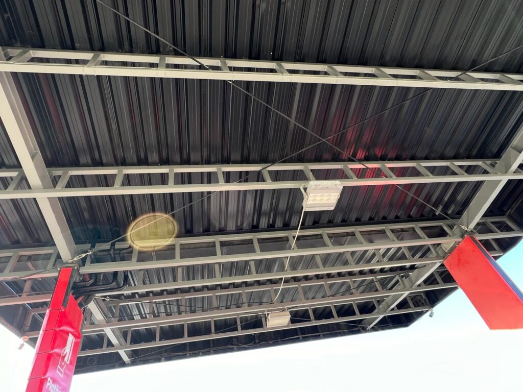 revitalizacia-nateru-zvislych-a-vodorovnych-konstrukcii-a-poklopov-domovych-sacht-a-potrubnych-rozvodov-jednotlivych-produktov-phm-cerpacia-stanica-orlen-most-pri-bratislave-obr7-progresstrade-sk